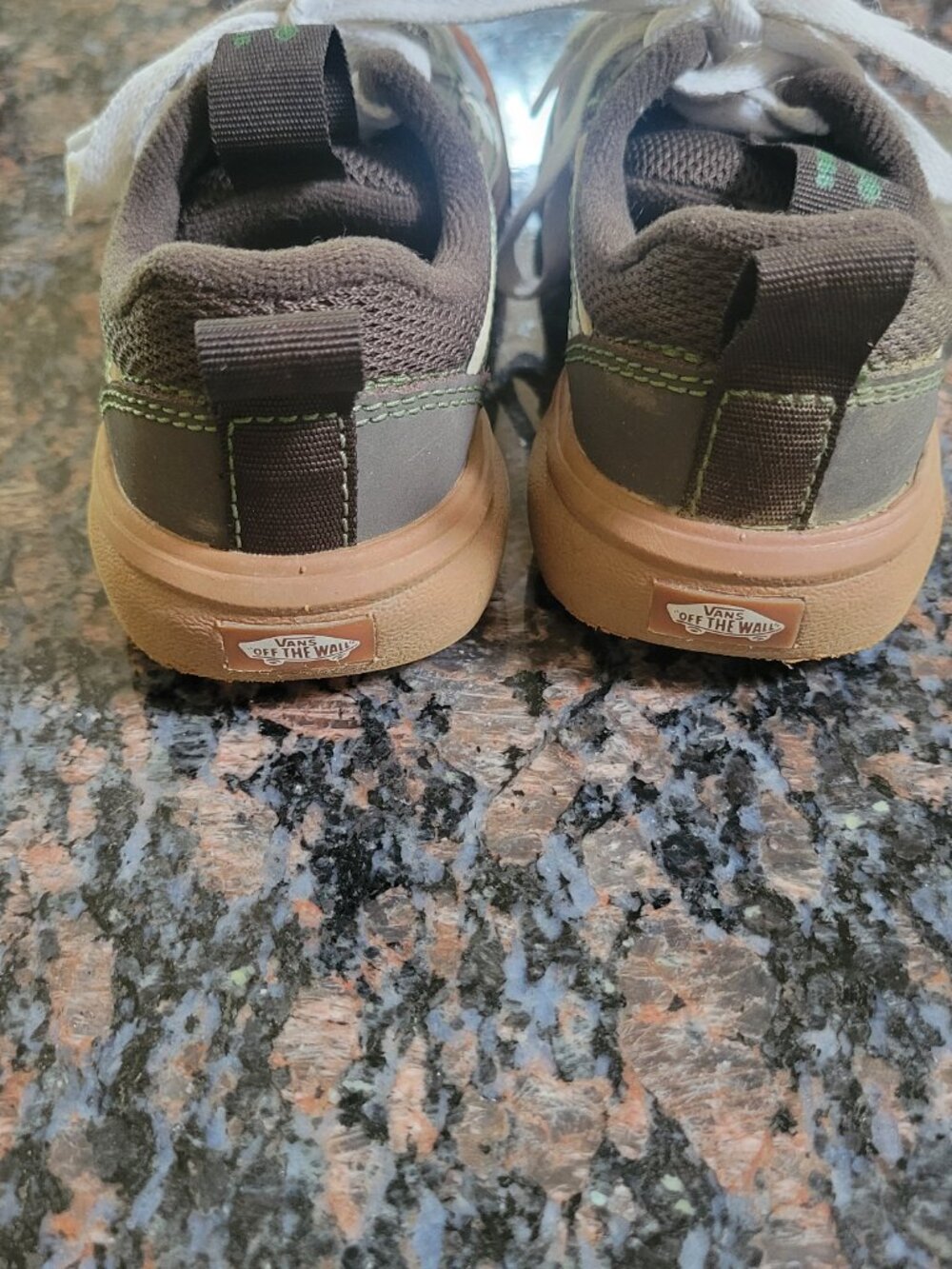 Vans Toddler Green Sneakers - Picture 3 of 5